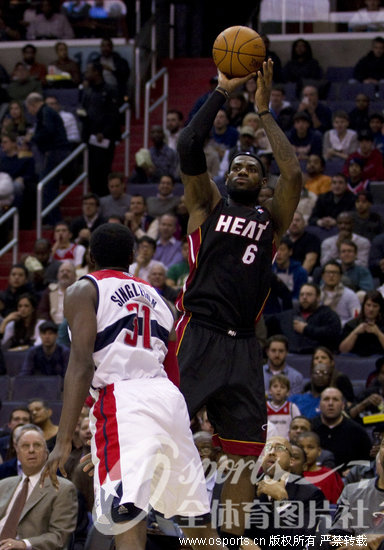  阿德巴约统治内线热火轻取奇才